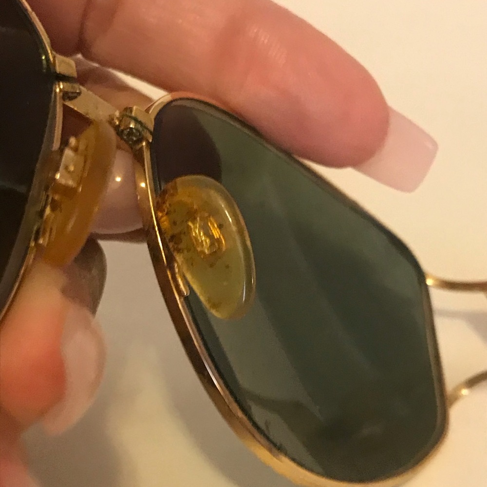 💯% Authentic Yves Saint Laurent Sunglasses - Picture 5 of 8